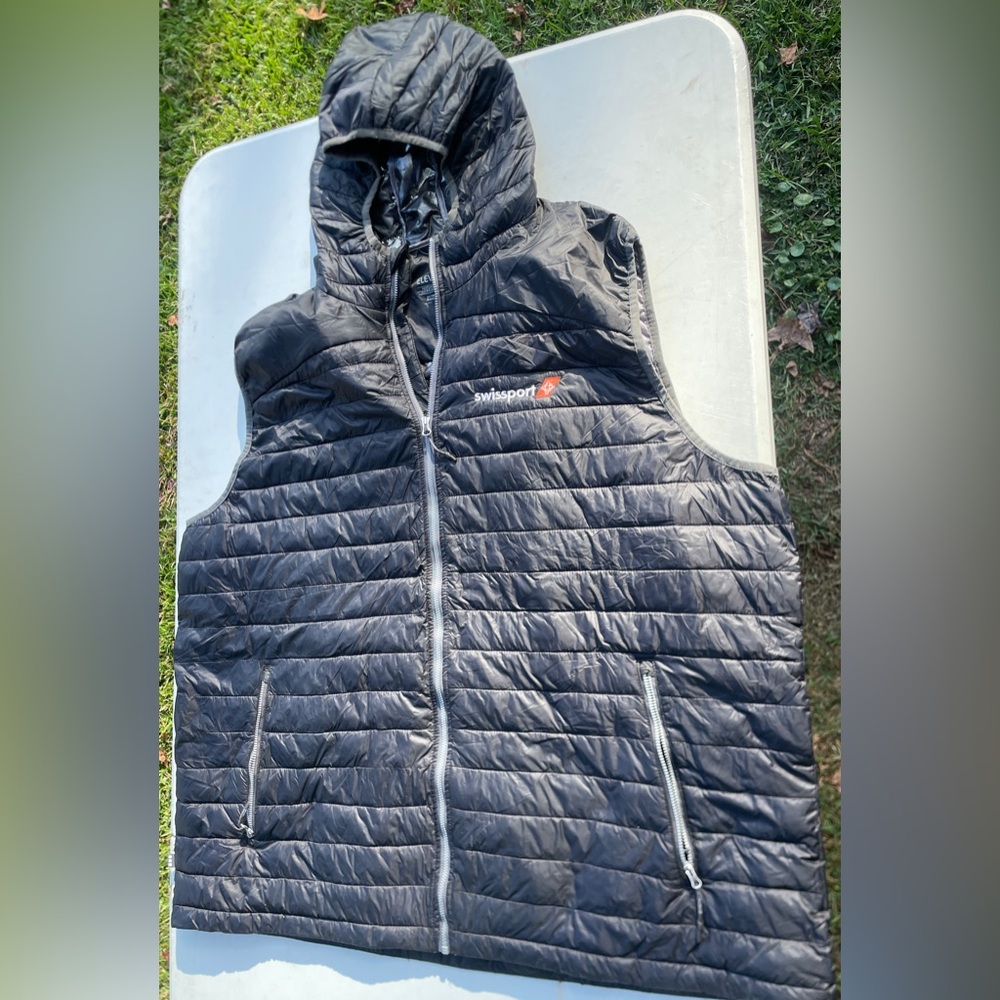 Elevate Men's Black Puffer Jacket